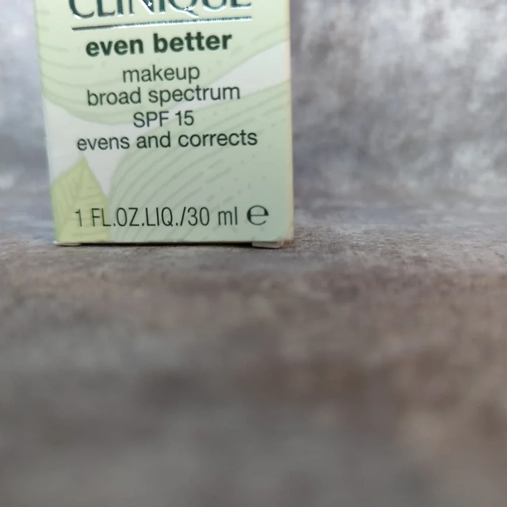 Clinique Even Better face Makeup Broad Spectrum SPF 15 Toasted Wheat WN76 1oz
